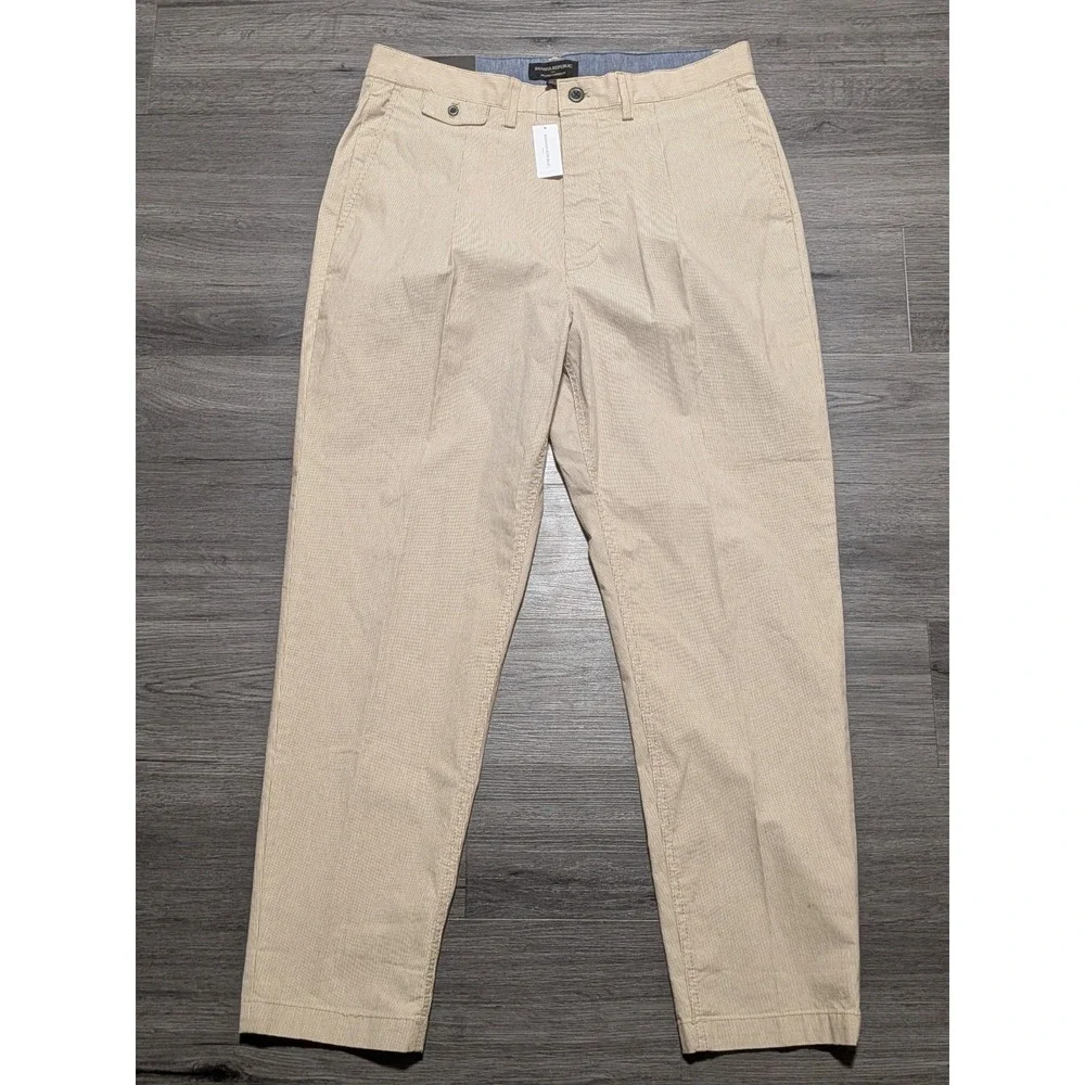 NWT Banana Republic Men's Brown Pinstriped Relaxed Tapered Fit Pants Size 33x32‎